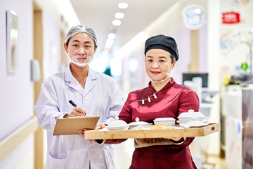 索迪斯关爱病人需求,定制病人营养餐、医院病人营养餐食谱方案,病人护理服务