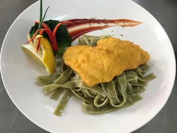 索迪斯作为全球餐饮服务供应商,提供团膳团餐服务、员工餐厅和食堂方案、医院病人营养餐、学校食堂营养餐等餐饮服务外包,致力于为顾客带来健康生活。